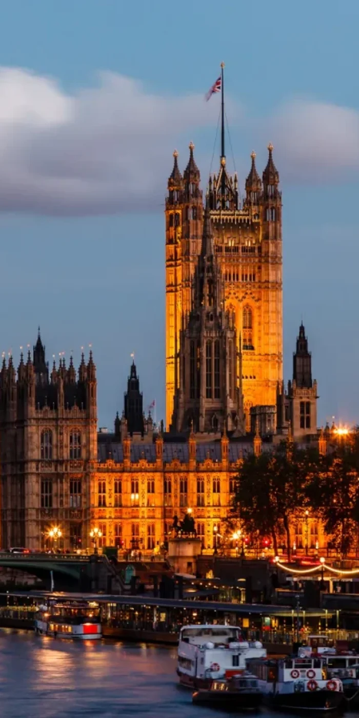 London-City-Travel-Guide-Vogue-India-1536x864-1.webp